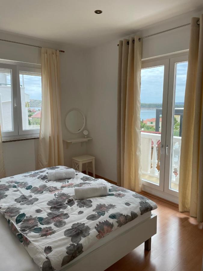 Apartments Rafaela Barbat na Rabu Eksteriør bilde
