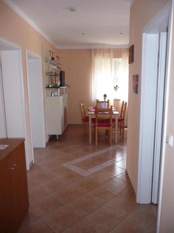 Apartments Rafaela Barbat na Rabu Eksteriør bilde